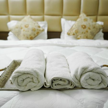 Lime Tree Service Apartment - Near Artemis Hospital ,Ґурґаон Екстер'єр фото